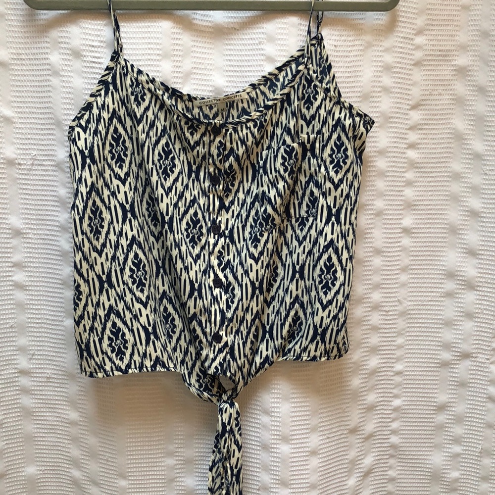 Button down tank with a tie